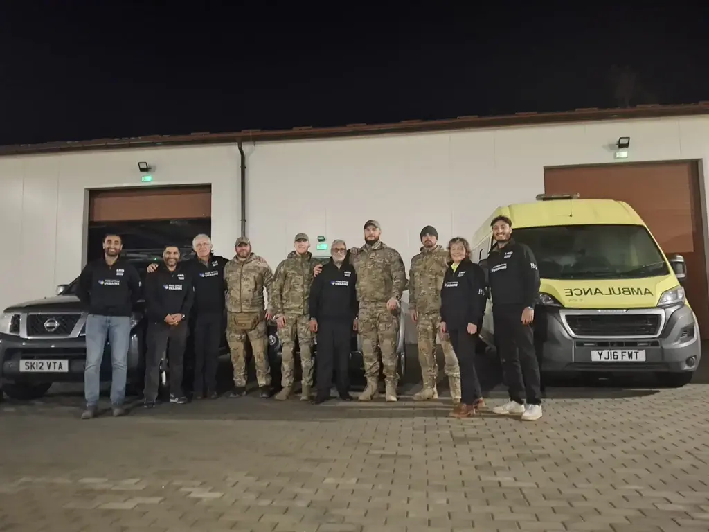 £2,000 Donation from Warwickshire Freemasons Helps Fund Ambulances for Ukrainian Frontline