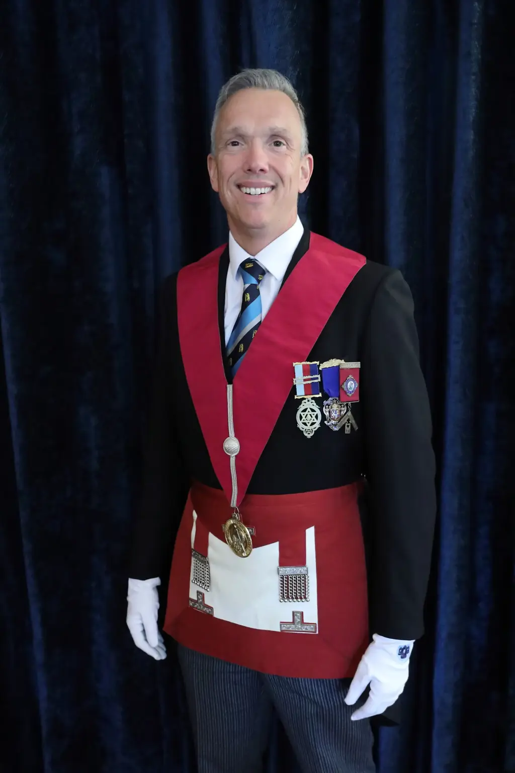 Back in 1735, the Grand Stewards first come together to form the Grand Stewards’ Lodge. This lodge is unique in English Freemasonry as it has no number and stands at the top of the register of lodge. Many brethren so nominated, like Bro Matt, also have Grand Rank and will be considered a Grand Officer for their year as a GStwd. However, a PGStwd is not a Grand Officer and ranks between a Grand Lodge Officer and a Provincial Grand Lodge Officer – an unusual situation for an unsuspecting lodge DC to deal with! As you also may have noticed from the revised Warwickshire toast list, Bro Matt’s status as a GStwd takes precedence of his past rank of PSGD.