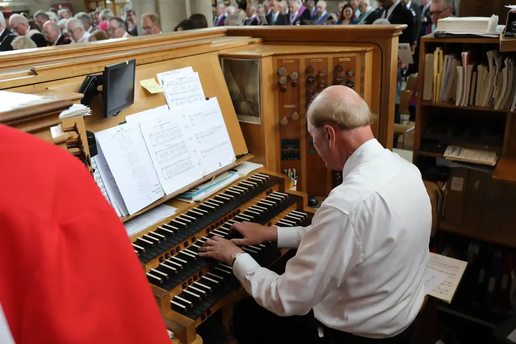 Warwickshire Freemasons annual church service 2026